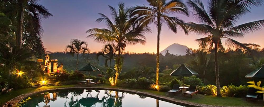 Alam Sari Keliki Resort & Spa Тегаллаланг Экстерьер фото